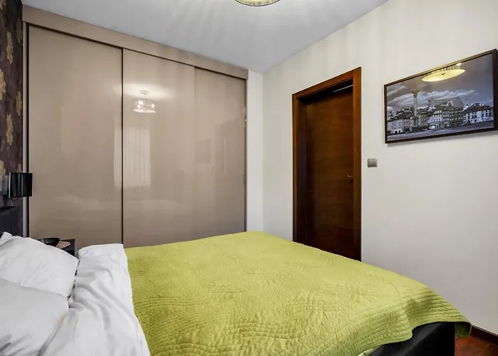 Warsaw Atelier - Central, Parking, Metro Nearby - By Rentujemy